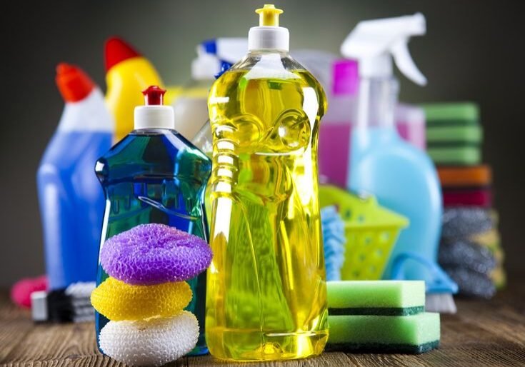 Bientôt un score pour évaluer la toxicité des produits d’entretien _ - A la une - Destination Santé